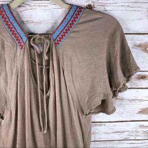 Umgee Textured Knit V-Neck Top main image 1